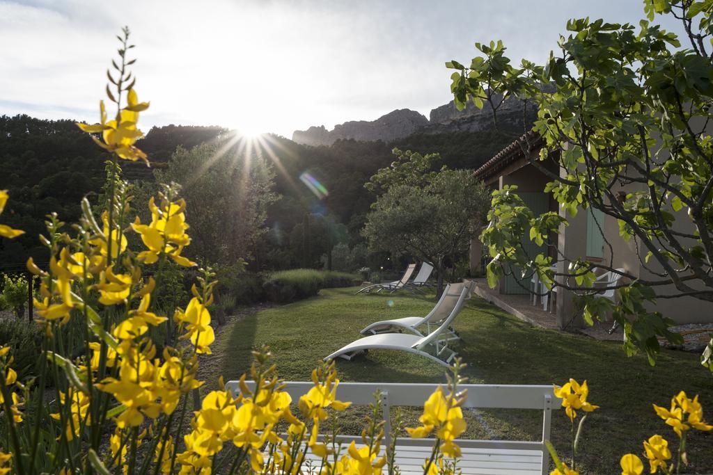 Le Grand Jardin Bed & Breakfast Lafare Exterior photo