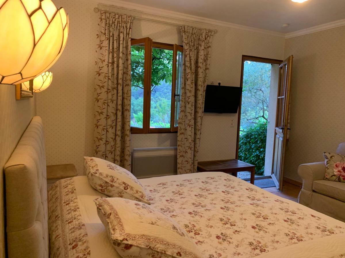 Le Grand Jardin Bed & Breakfast Lafare Exterior photo